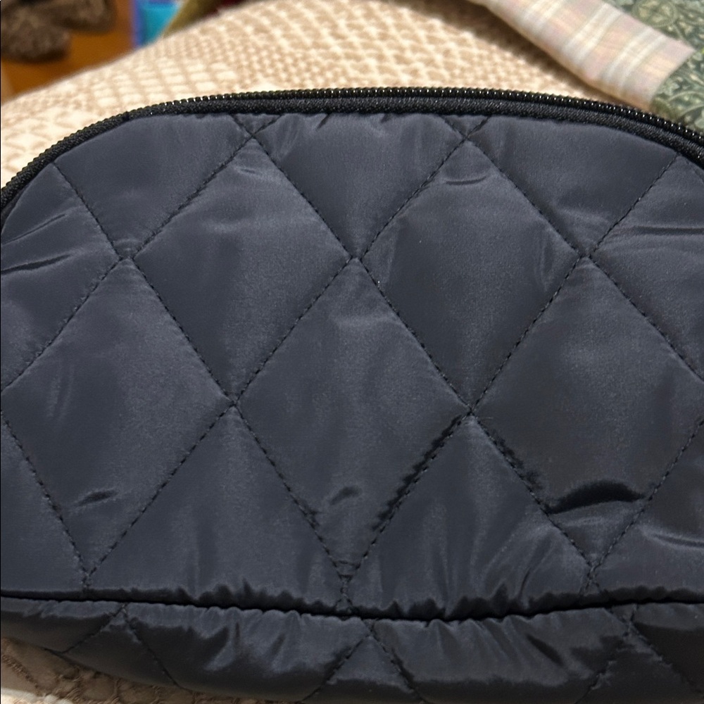 Quilted Vera Bradley mini belt bag nwt